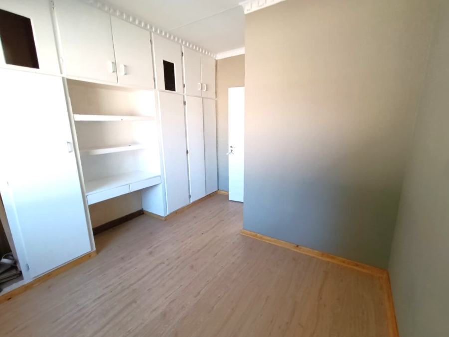 4 Bedroom Property for Sale in Bayswater Free State